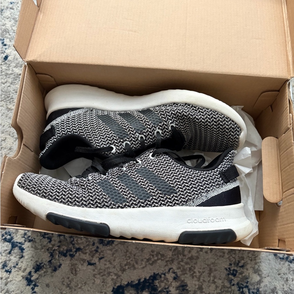 Adidas Cloudfoam Sneakers